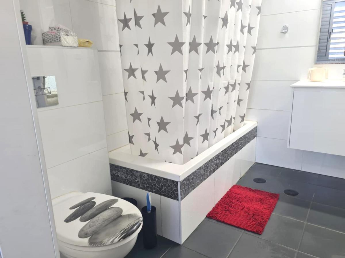 Beach Suite Israel- Private Jacuzzi Garden Suite & Gym, 3 Min Walk To Beach ביץ סוייט ישראל- ג'קוזי פרטי בגינה 3 דקות הליכה לים וחדר כושר Ashkelon Extérieur photo