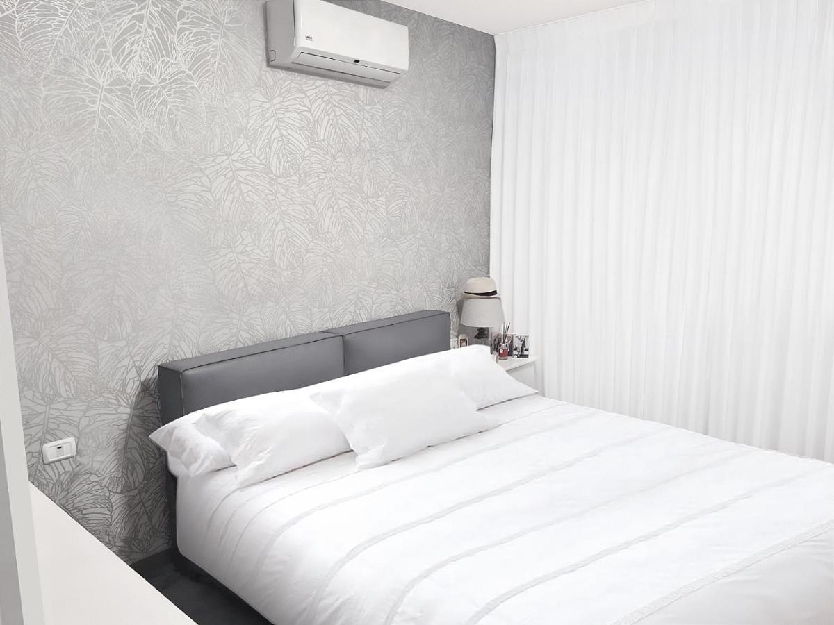 Beach Suite Israel- Private Jacuzzi Garden Suite & Gym, 3 Min Walk To Beach ביץ סוייט ישראל- ג'קוזי פרטי בגינה 3 דקות הליכה לים וחדר כושר Ashkelon Extérieur photo
